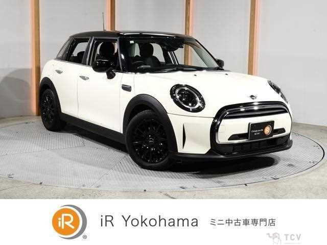 2021 BMW MINI