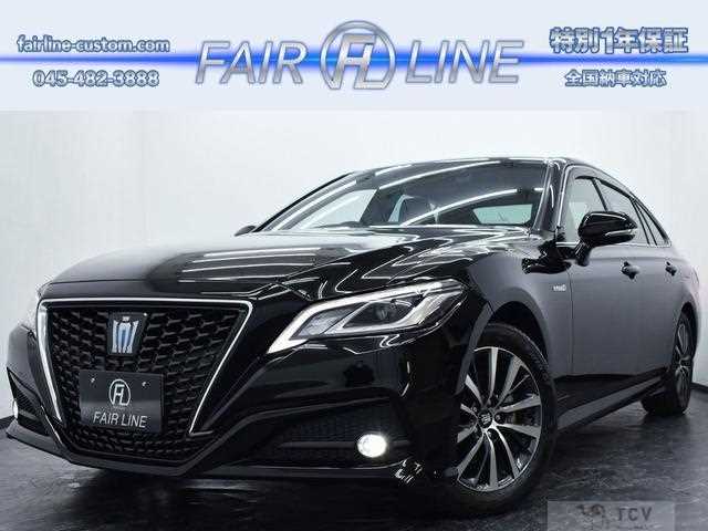 2019 Toyota Crown Hybrid