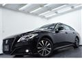 2019 Toyota Crown Hybrid