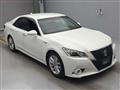 2013 Toyota Crown Hybrid