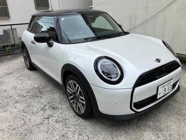 2024 BMW MINI
