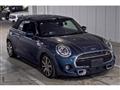 2021 BMW MINI
