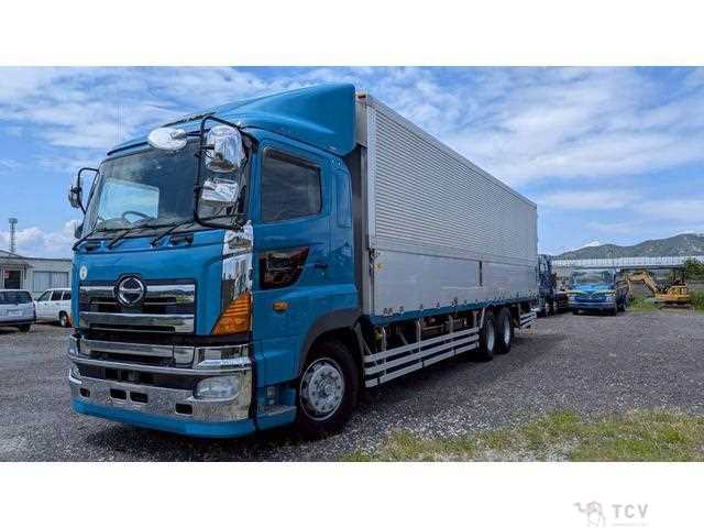 2013 Hino Profia