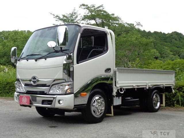 2024 Hino Dutro