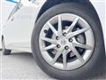 2016 Toyota PRIUS α