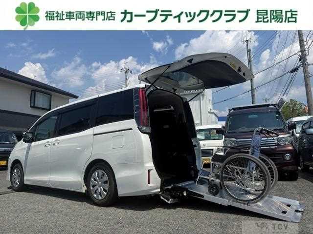 2018 Toyota Noah