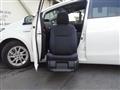 2015 Toyota PRIUS α