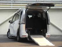 2015 Nissan Serena