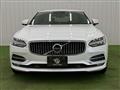 2017 Volvo V90