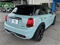 2019 BMW MINI