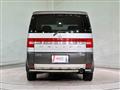 2009 Mitsubishi Delica D5