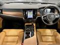 2017 Volvo S90