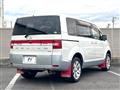 2016 Mitsubishi Delica D5