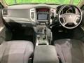 2015 Mitsubishi Pajero