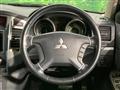 2015 Mitsubishi Pajero