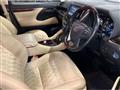 2017 Toyota Alphard Hybrid