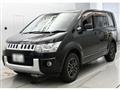 2016 Mitsubishi Delica D5