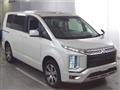 2022 Mitsubishi Delica D5