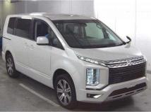 2022 Mitsubishi Delica D5