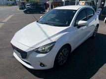2017 Mazda Demio