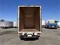 2016 Isuzu Elf Truck