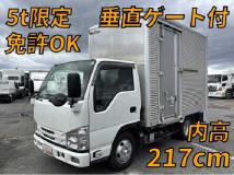 2019 Isuzu Elf Truck