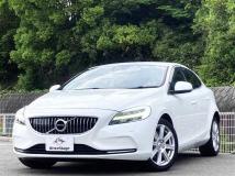 2018 Volvo V40