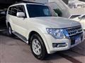 2015 Mitsubishi Pajero