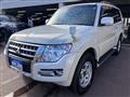 2015 Mitsubishi Pajero