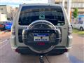 2015 Mitsubishi Pajero