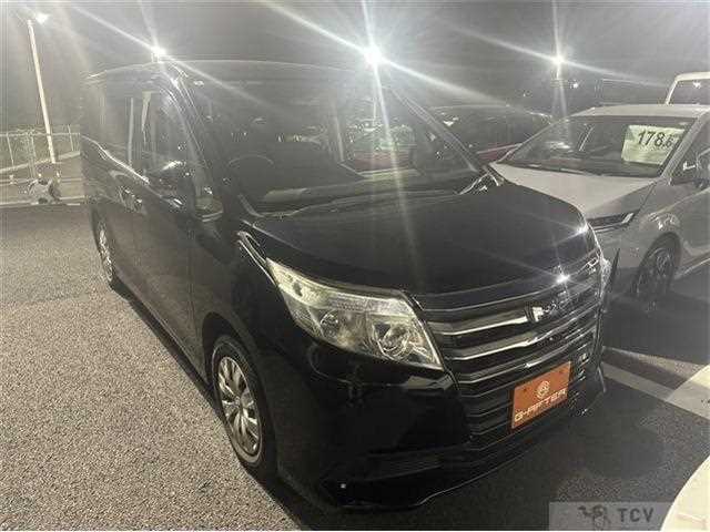 2014 Toyota Noah