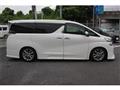2017 Toyota Vellfire