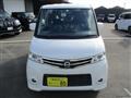 2010 Nissan ROOX