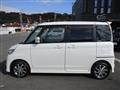 2010 Nissan ROOX