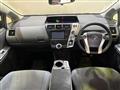 2013 Toyota PRIUS α