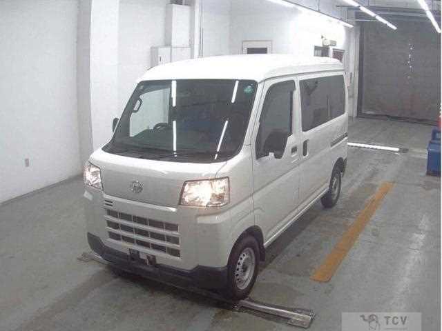 2023 Daihatsu Hijet Cargo