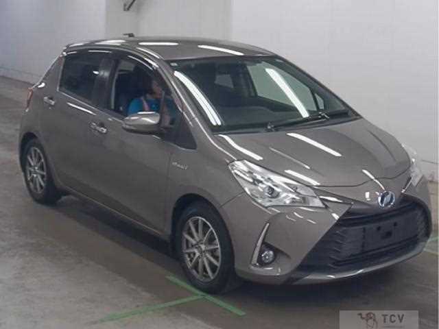 2017 Toyota Vitz