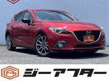 2015 Mazda Axela