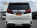 2017 Toyota Alphard Hybrid