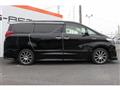 2017 Toyota Alphard Hybrid