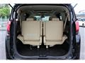 2017 Toyota Alphard Hybrid