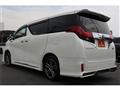 2015 Toyota Alphard Hybrid