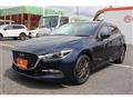 2017 Mazda Axela