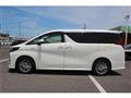 2019 Toyota Alphard Hybrid