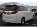 2022 Toyota Alphard Hybrid