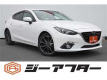 2016 Mazda Axela