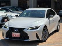 2021 Lexus IS