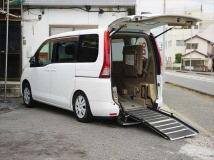 2010 Nissan Serena
