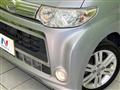2012 Daihatsu Tanto