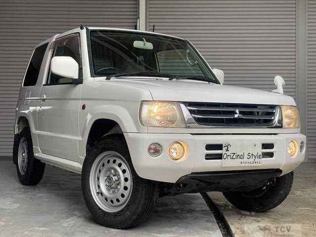 2004 Mitsubishi Pajero Mini